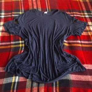 D/C Navy blue t-shirt